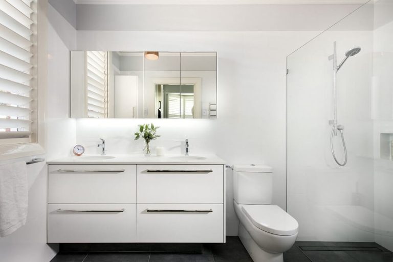 Cheating With Space For Your Bathroom